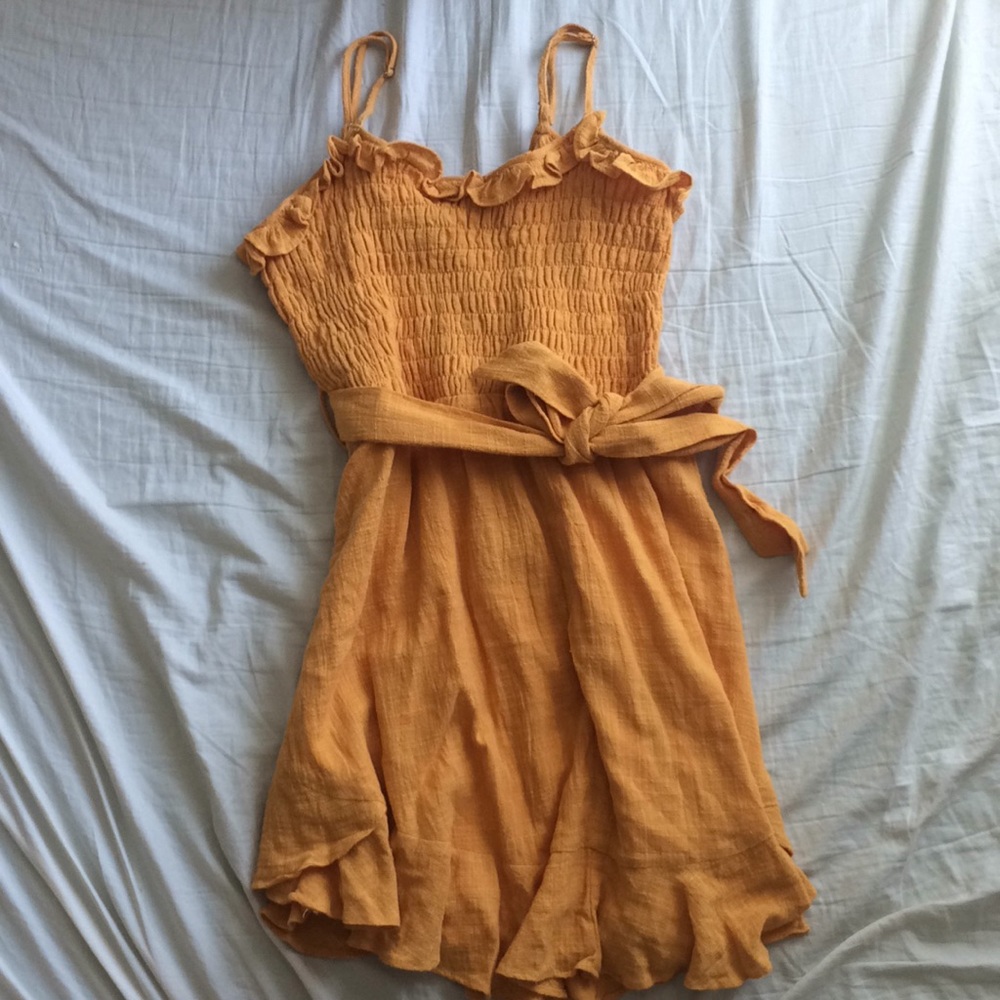 Brand new princess Polly yellow dress